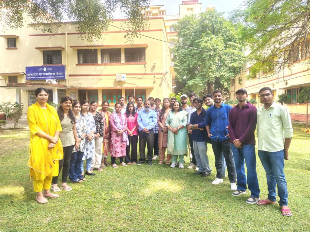 "Banaras Hindu University Me Ek Ped Maa Ke Naam": Confluence of Environment and Culture