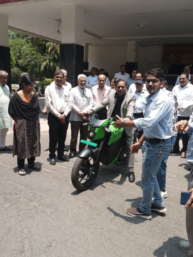 गुरु घसीदास विश्वविद्यालय बिलासपुर को ईवी सेंटर ऑफ एक्सीलेंस के लिए MeitY से ₹2.5 करोड़