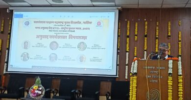 Literary brainstorming at the 'Translation Workshop' of Yashwantrao Chavan Maharashtra Open University.