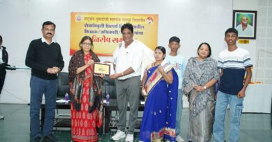 A duty fulfillment ceremony was held at Rashtrasant Tukadoji Maharaj Nagpur University.