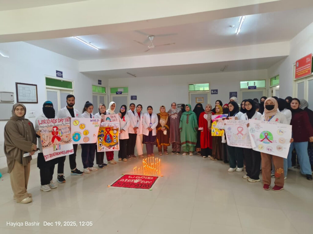 World AIDS Day Observed at Syed Mantaqi Memorial College, IUST 