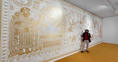 Banaras Hindu University Faculty’s Mural Project in Paris
