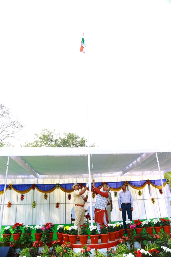 Tiranga Spirit Alive at UoH: Celebrating 77th Republic Day with Pride