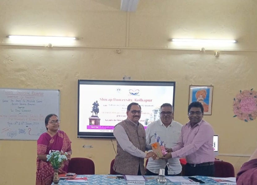 शिवाजी विद्यापीठ येथे PM-USHA अंतर्गत चिकित्सक विचारवृद्धी विषयावर कार्यशाळा संपन्न 