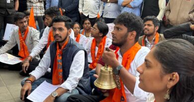 The Akhil Bharatiya Vidyarthi Parishad (ABVP) staged a protest at Modern College in Pune.