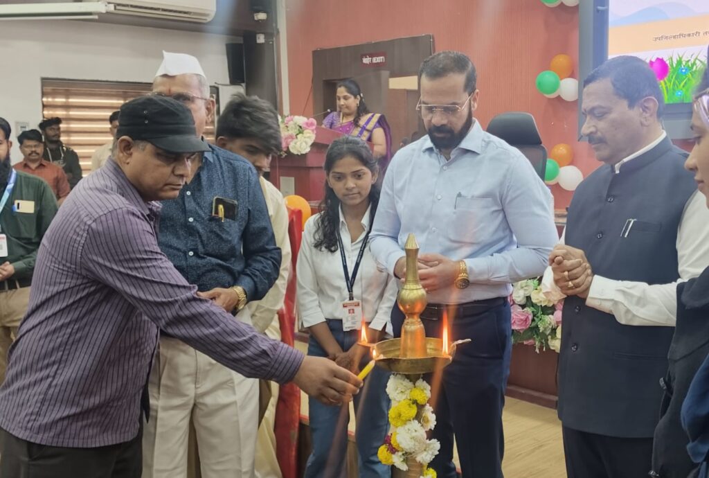 Maulana Azad College Students Participate Actively in National Voters’ Day Programme