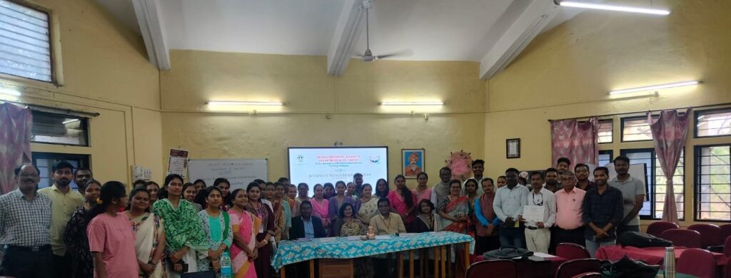 देशाच्या जनसांख्यिकीय लाभांशाची पोषकता वाढविण्यासाठी प्रगत अनुदेशन पद्धतीद्वारे कौशल्य निर्मितीची गरज – प्रा. डॉ. किरणकुमार शर्मा  Modern instructional methods are essential for the changing education system; experts provide guidance at Shivaji University.