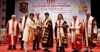 Speaking at the 17th Convocation Ceremony of Dr. D. Y. Patil University in Pimpri, Union Minister Jyotiraditya Scindia appealed to the youth to take the lead in realizing 'Viksit Bharat 2047'.